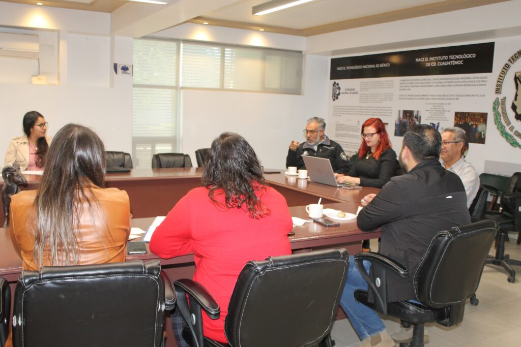 Se reúne Comité de Egresados con el Tecnológico de Ciudad Cuauhtémoc para dar continuidad a proyectos