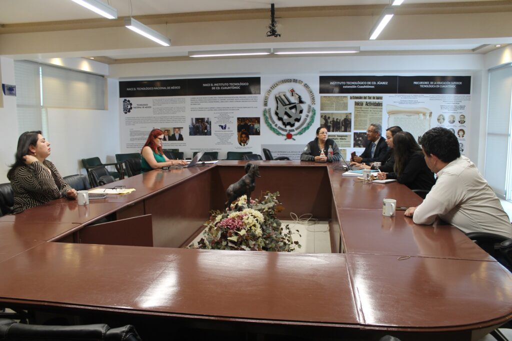Egresados del Tecnológico de Ciudad Cuauhtémoc, continúan en la integración del Comité de Egresados