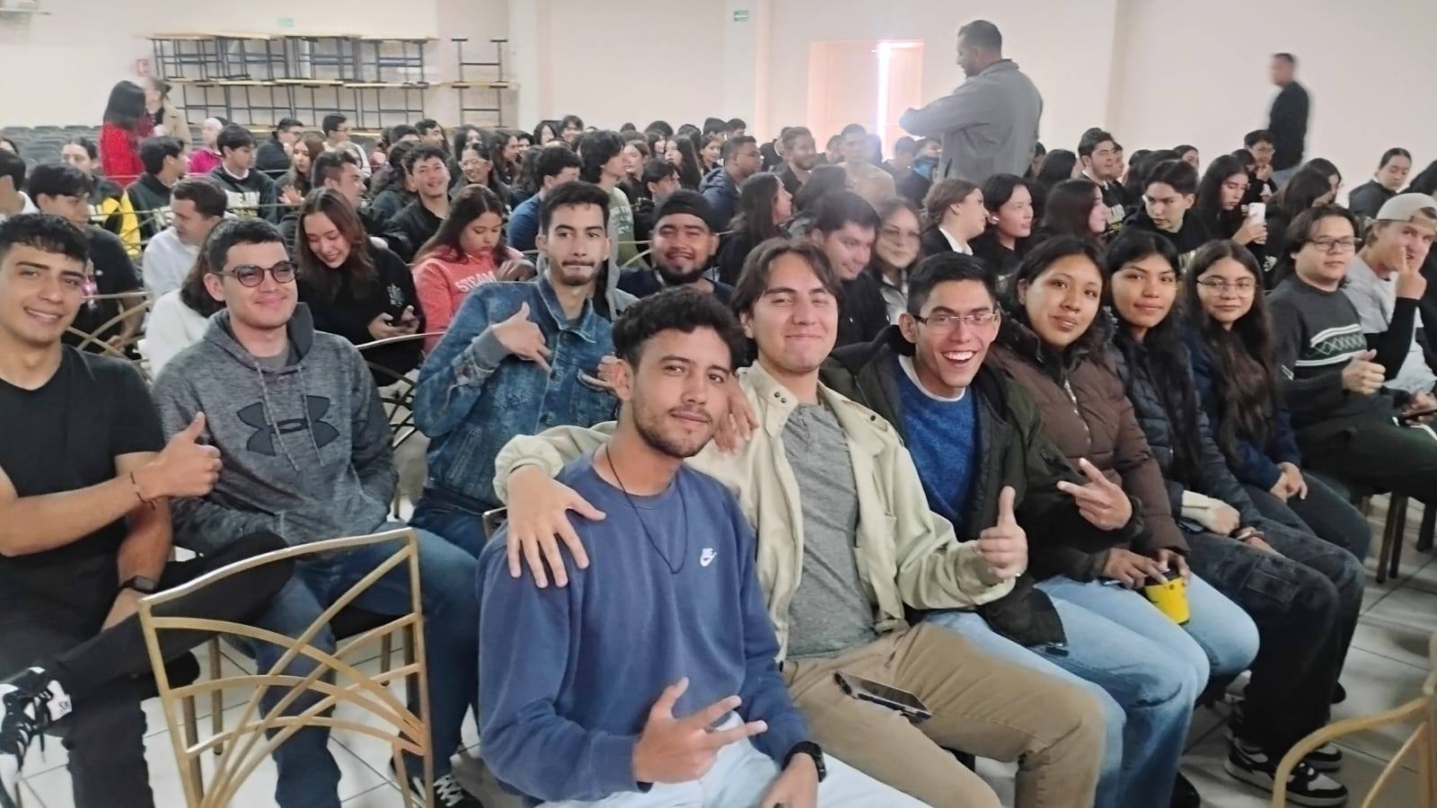 Estudiantes del ITCC se inspiran con la conferencia Un Sueño Mexicano