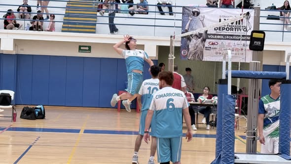 El Instituto Tecnológico de Ciudad Cuauhtémoc avanza en primer lugar de grupo a la semifinal de voleyball