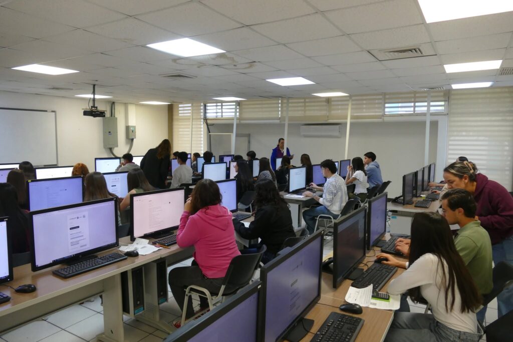 ITCC da la bienvenida a aspirantes durante proceso de admisión