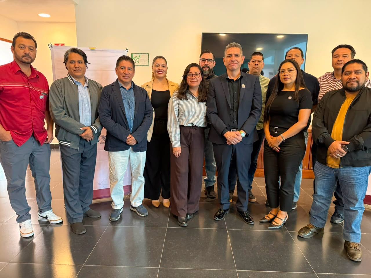 Representantes del TecNM Cuauhtémoc colaboran en la renovación del TecNM Virtual